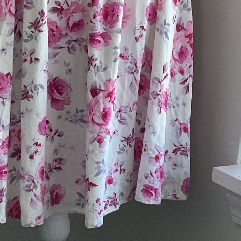 SKY TO MOON. Floral Pink and White Dress SIZE M - Picture 5 of 10